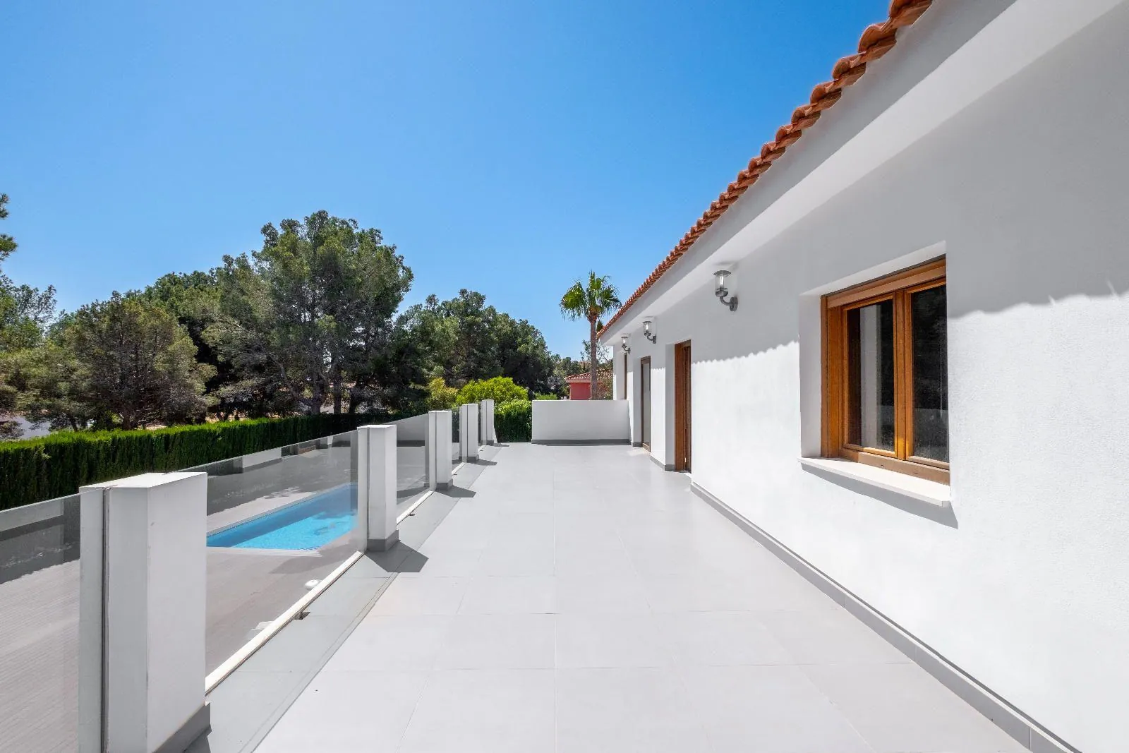 A villa designed for enjoyment: spaciousness, comfort, and privacy