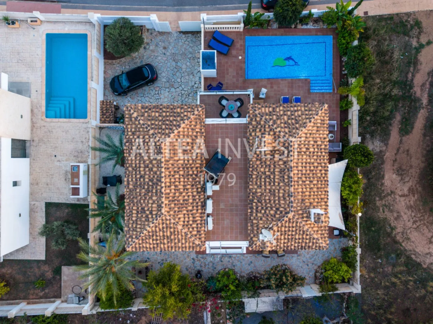 1475 - Villa Élégante et Moderne avec Vues Panoramiques sur la Mer Méditerranée