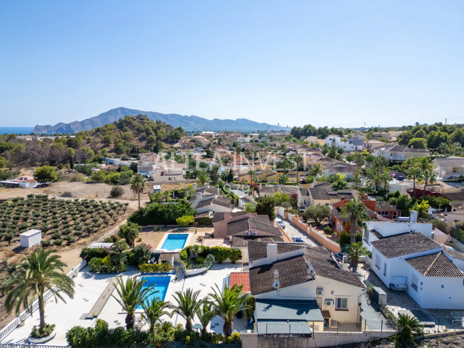 1457 - Cosy Mediterranean villa with spectacular views of Altea Bay