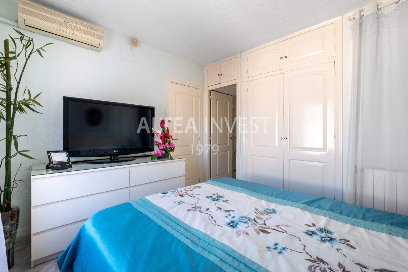1457 - Cosy Mediterranean villa with spectacular views of Altea Bay