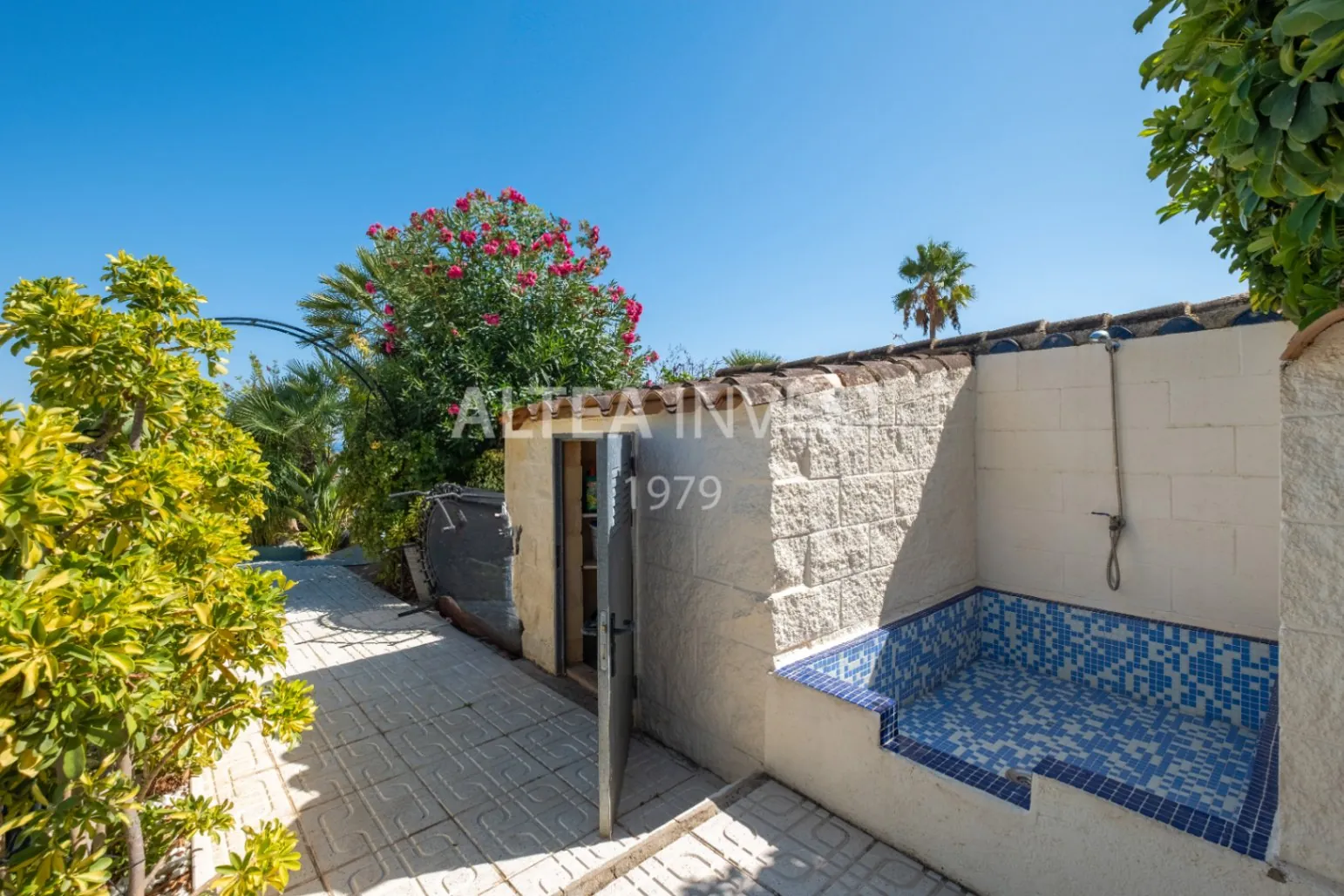 1457 - Cosy Mediterranean villa with spectacular views of Altea Bay