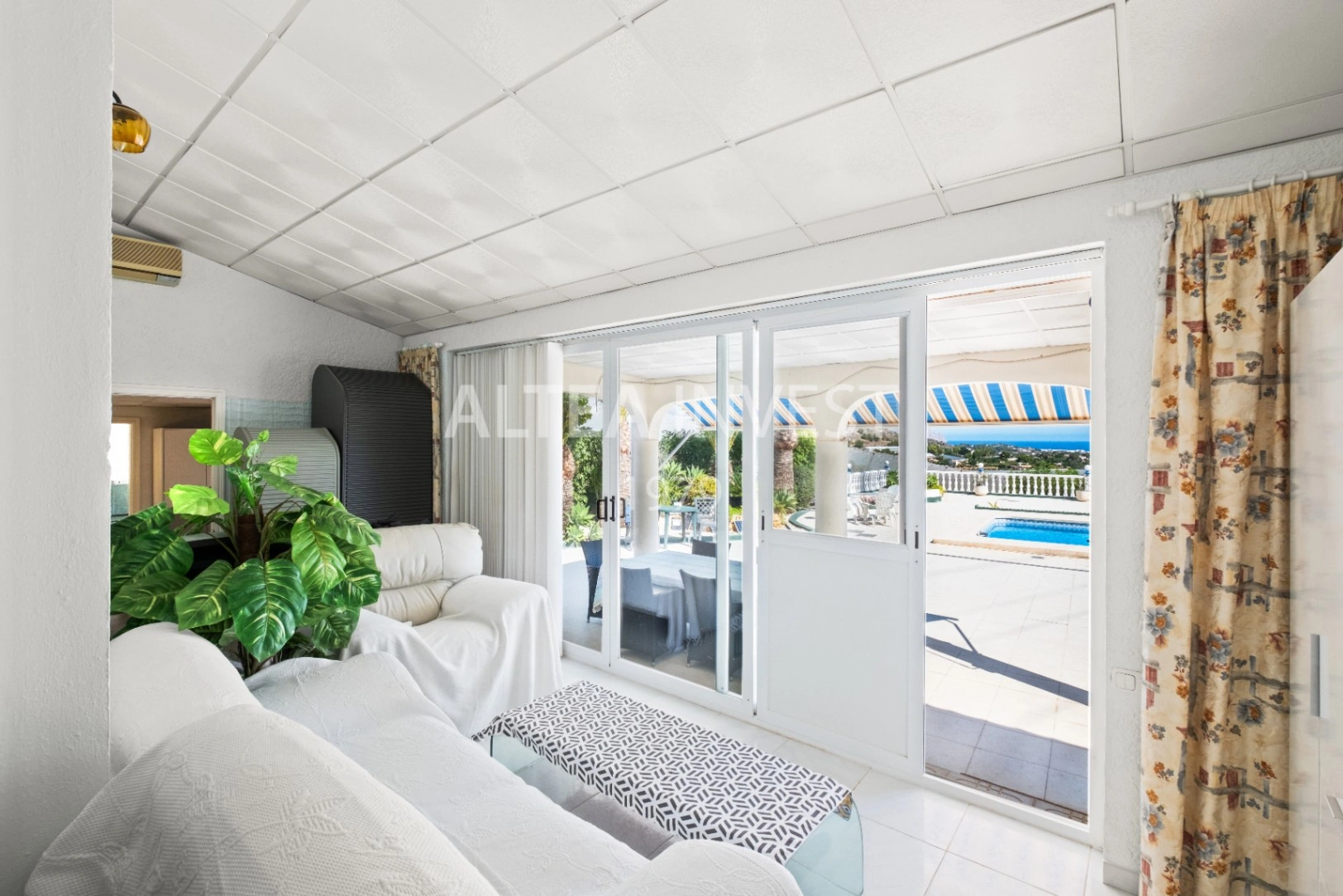 1457 - Cosy Mediterranean villa with spectacular views of Altea Bay