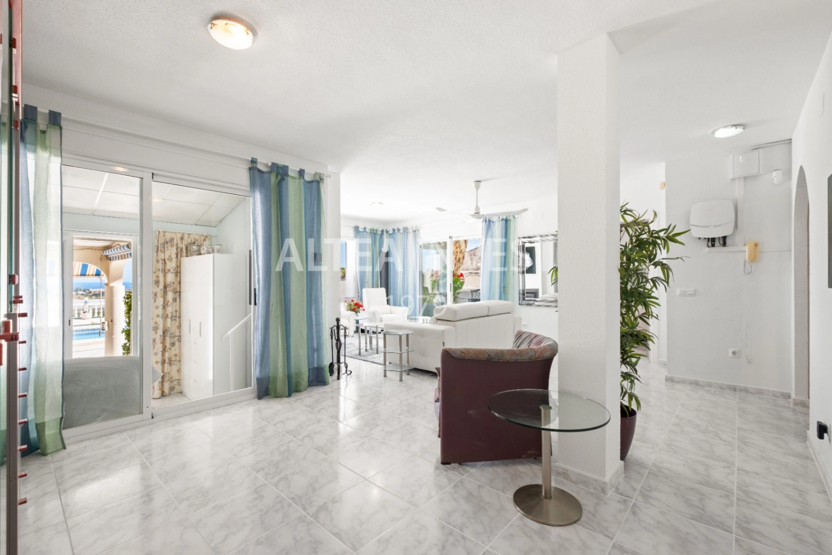 1457 - Cosy Mediterranean villa with spectacular views of Altea Bay