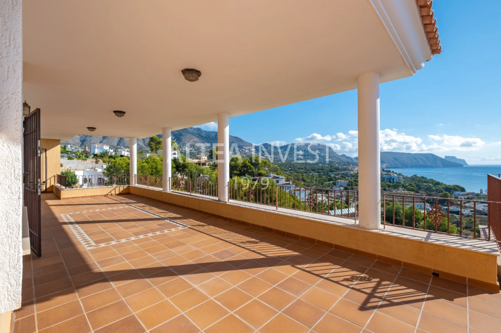 Dream Mediterranean Villa with Panoramic Sea Views and Spaces to Enjoy