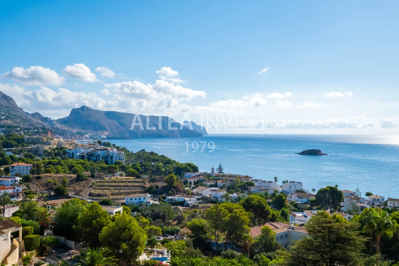 Dream Mediterranean Villa with Panoramic Sea Views and Spaces to Enjoy