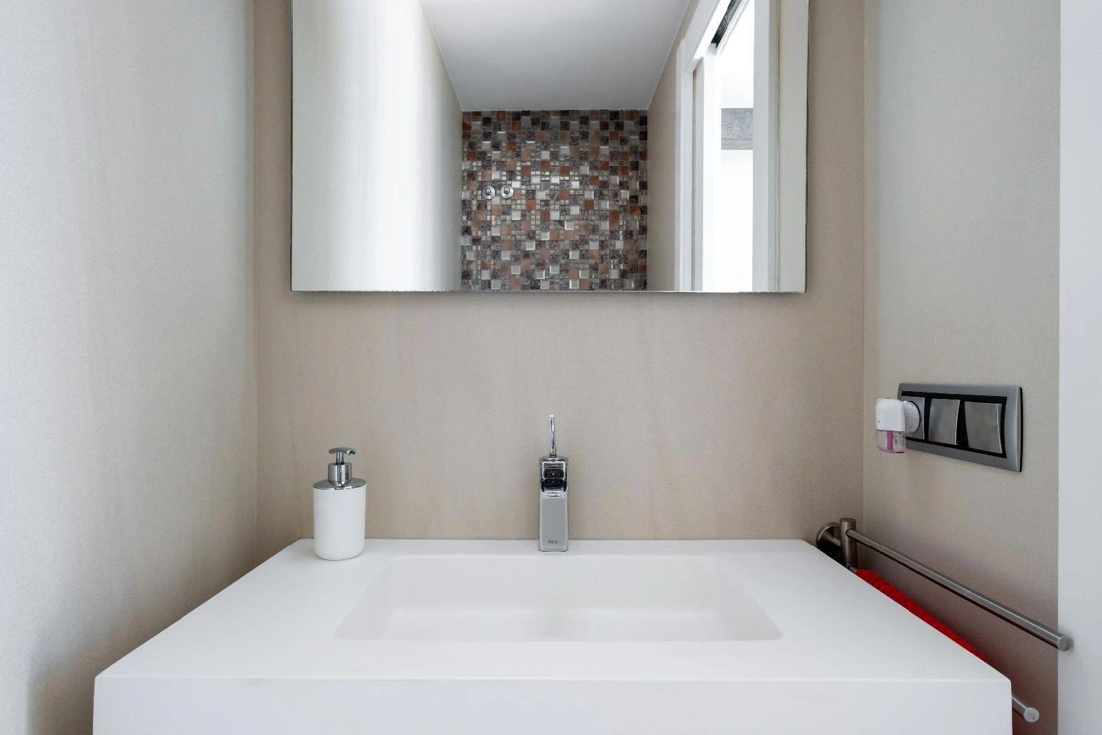 Jewel Architektoniczna z Imponującymi Widokami na Morze w Altea Hills