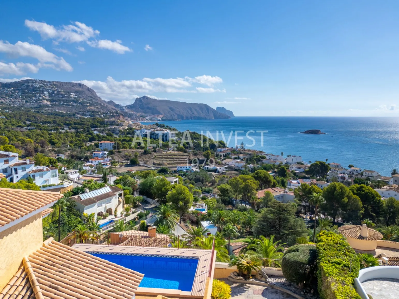 Dream Mediterranean Villa with Panoramic Sea Views and Spaces to Enjoy
