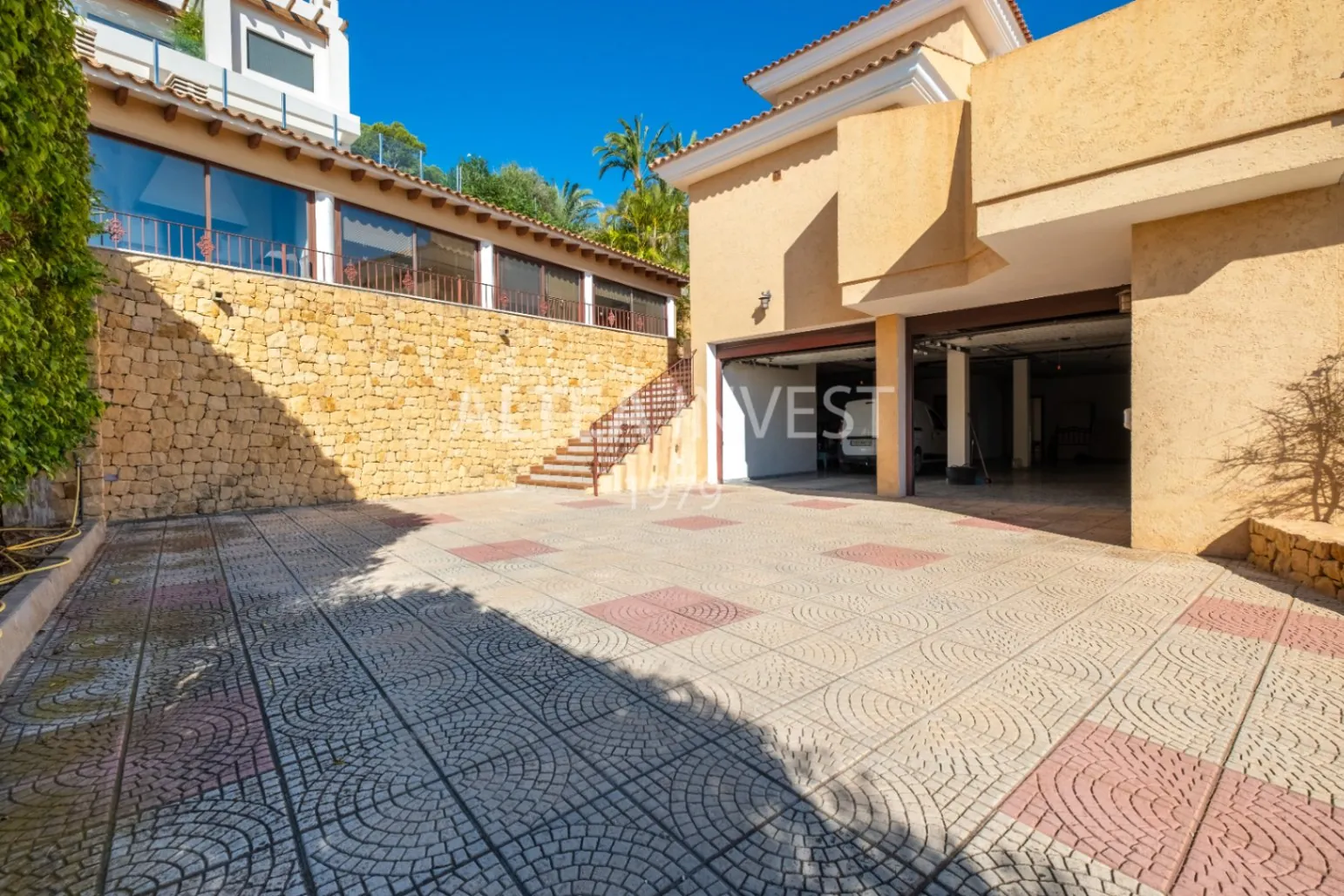 Dream Mediterranean Villa with Panoramic Sea Views and Spaces to Enjoy