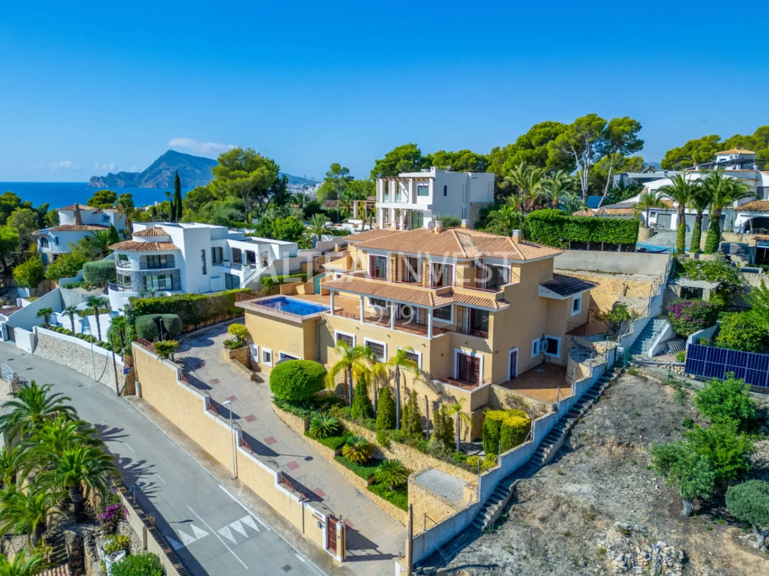 Dream Mediterranean Villa with Panoramic Sea Views and Spaces to Enjoy - 2