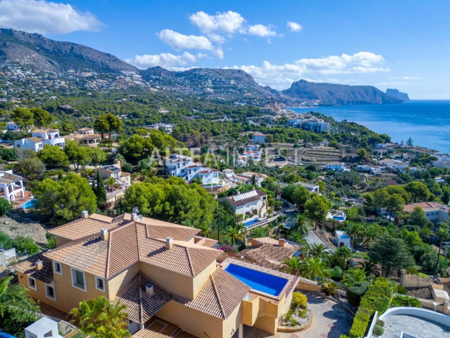 Dream Mediterranean Villa with Panoramic Sea Views and Spaces to Enjoy