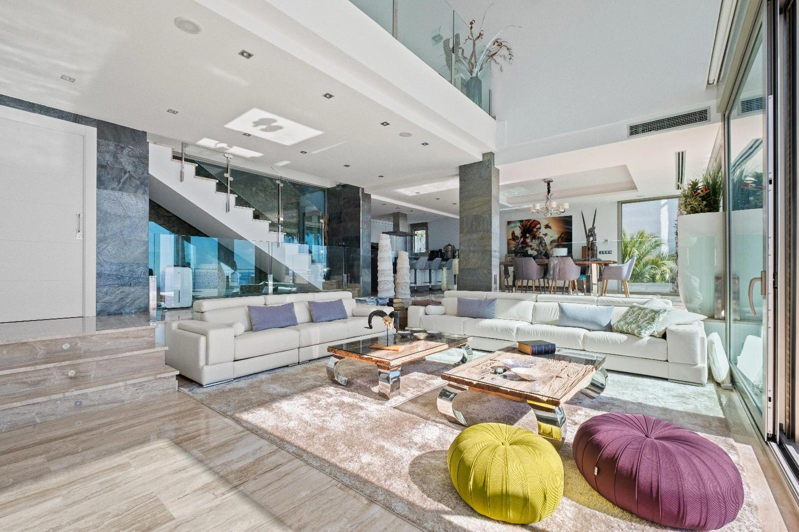 Jewel Architektoniczna z Imponującymi Widokami na Morze w Altea Hills