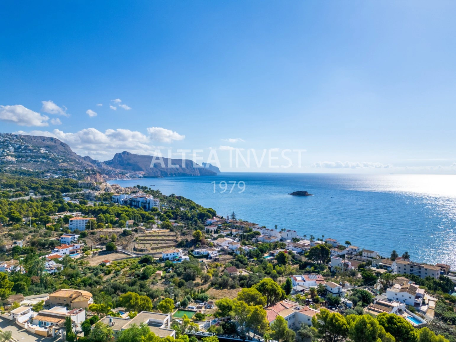 Dream Mediterranean Villa with Panoramic Sea Views and Spaces to Enjoy