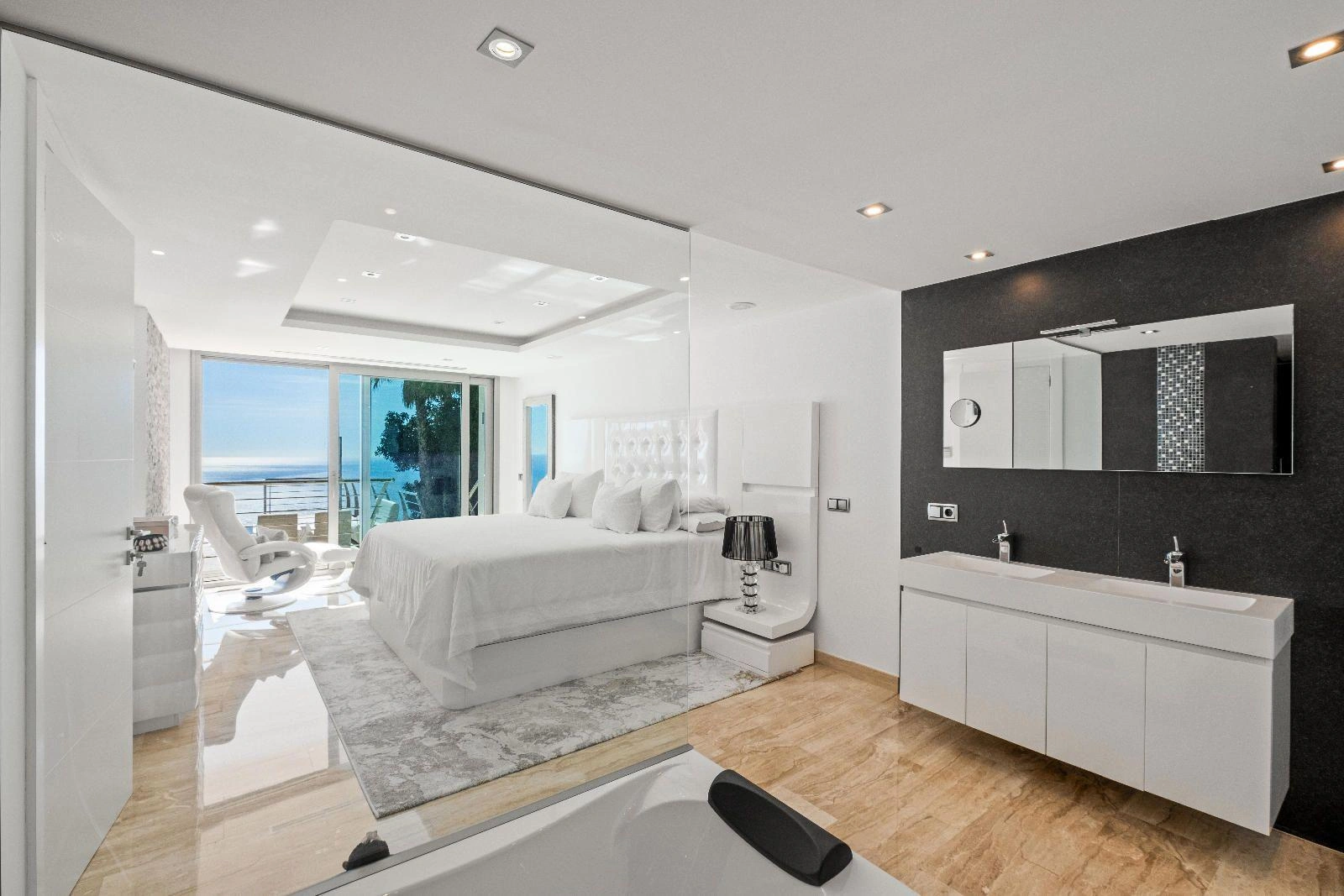 Jewel Architektoniczna z Imponującymi Widokami na Morze w Altea Hills