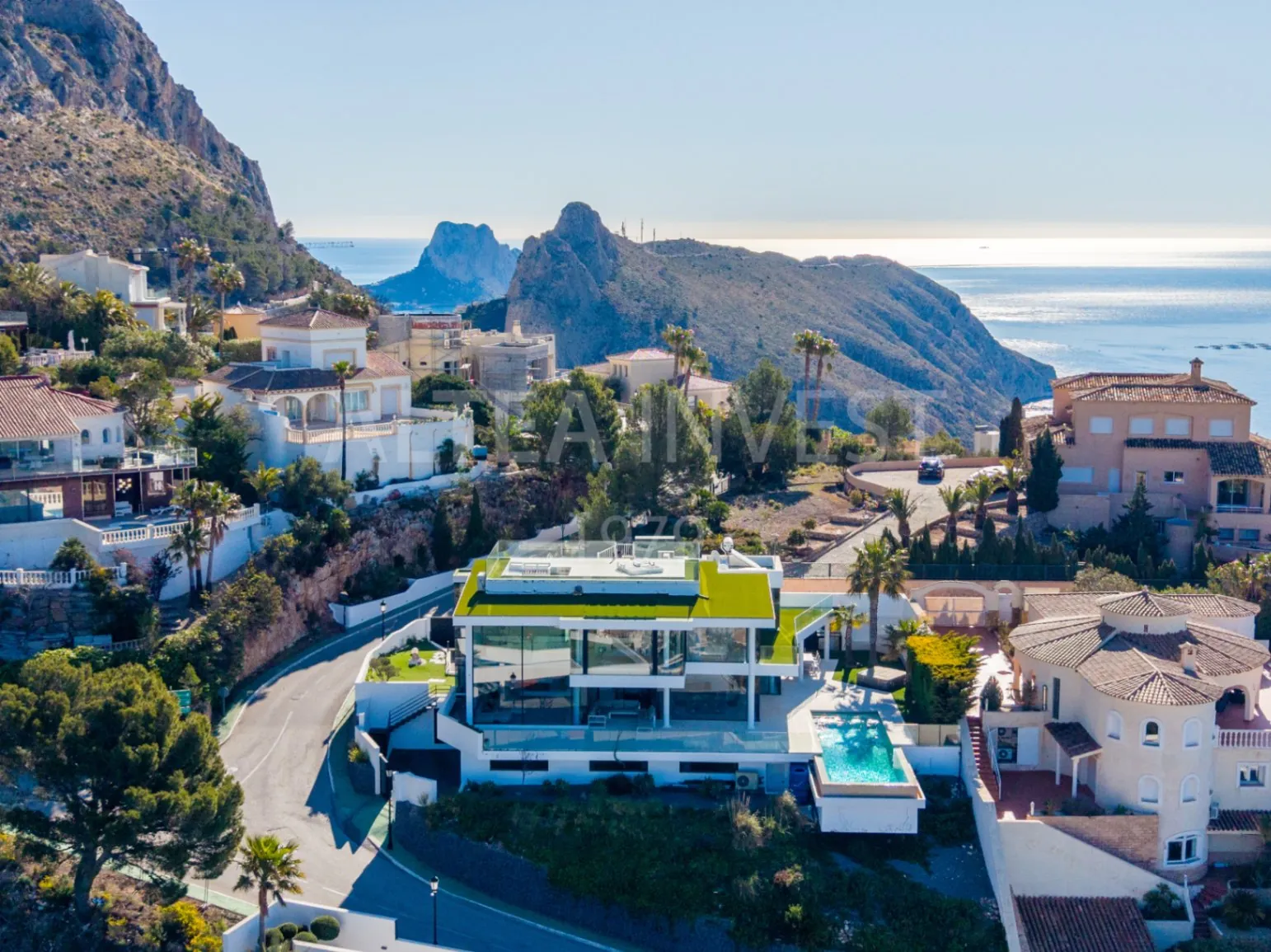 A Villa of Timeless Elegance with Panoramic Views in Altea Hills - 4