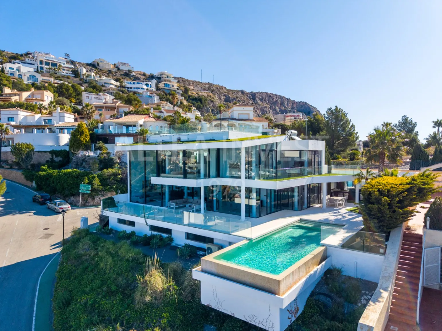 A Villa of Timeless Elegance with Panoramic Views in Altea Hills