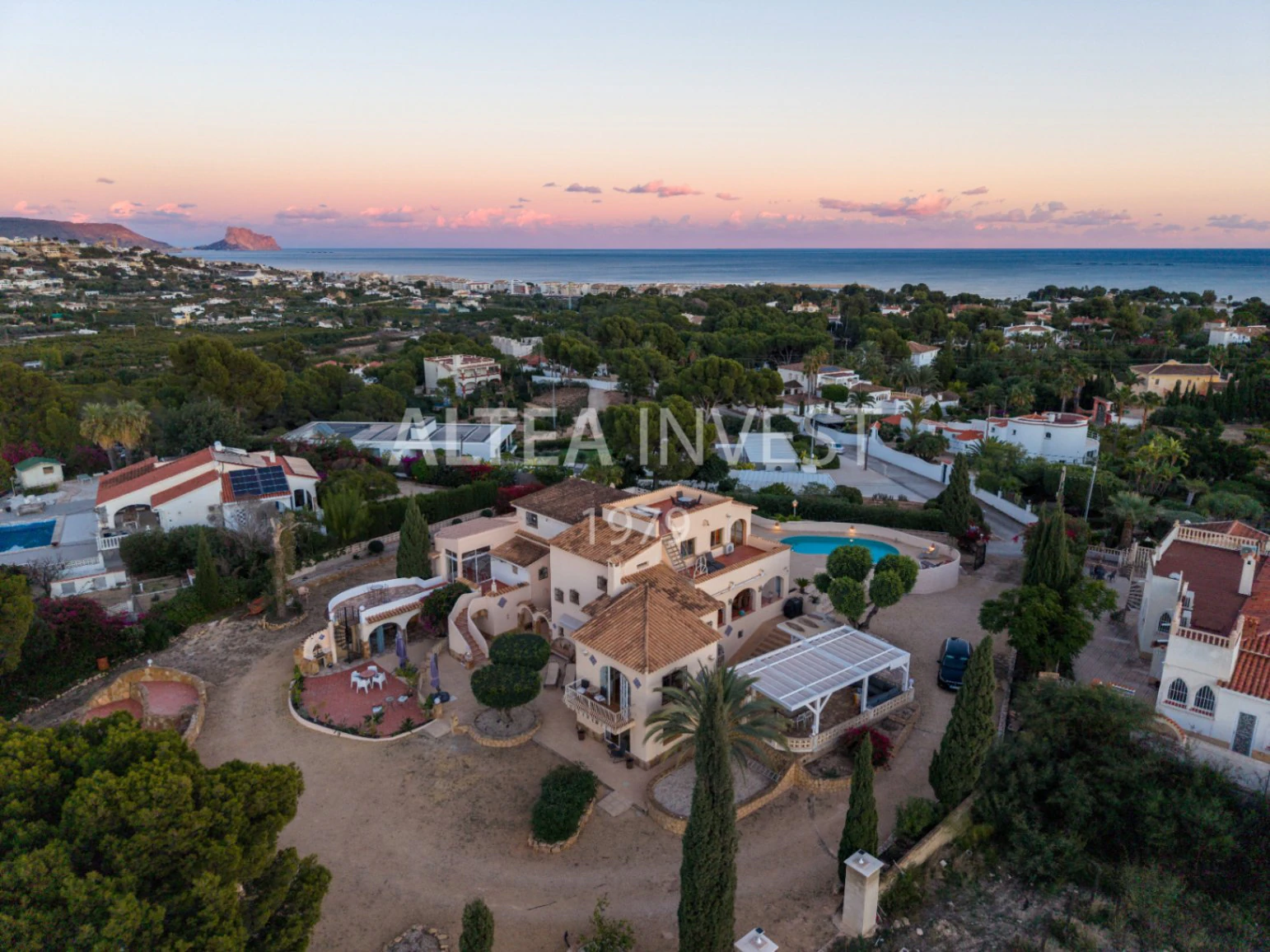 A Mediterranean Gem con 360 Views on the Best Parcela en El Planet – Altea - 4