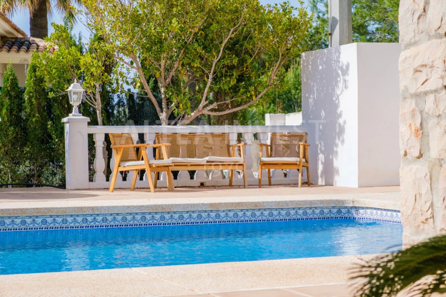 Mediterranean retreat with an Ibizan feel and panoramic views in Altea
