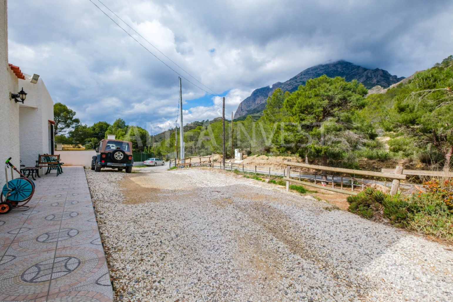 1536 - Charming country house with an active business in a natural setting between Finestrat and La Nucía
