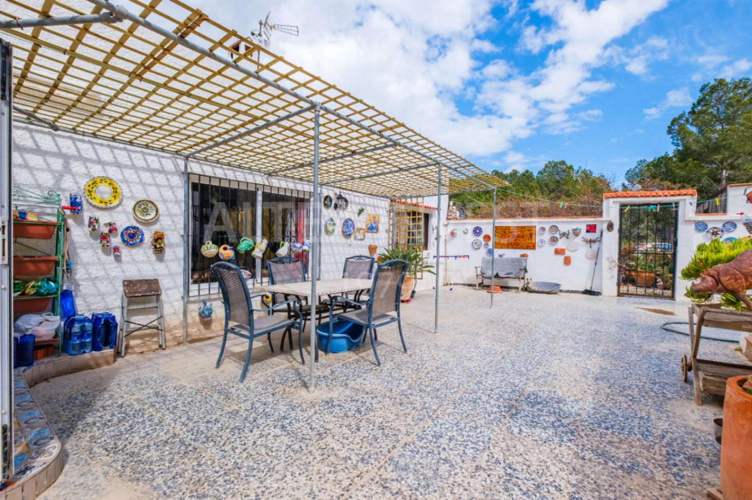 1536 - Charming country house with an active business in a natural setting between Finestrat and La Nucía