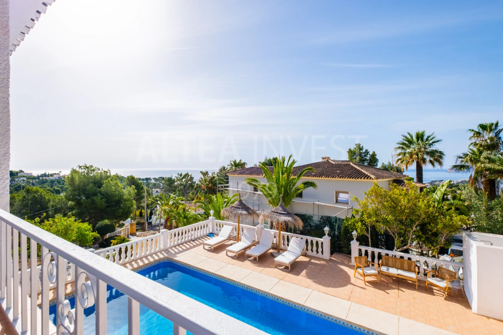 Mediterranean retreat with an Ibizan feel and panoramic views in Altea