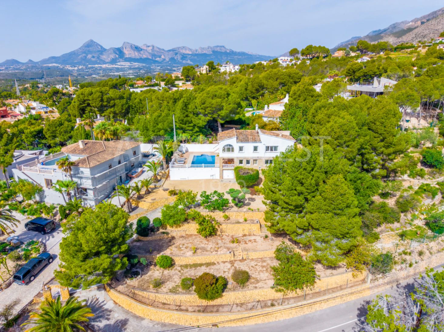 Mediterranean retreat with an Ibizan feel and panoramic views in Altea