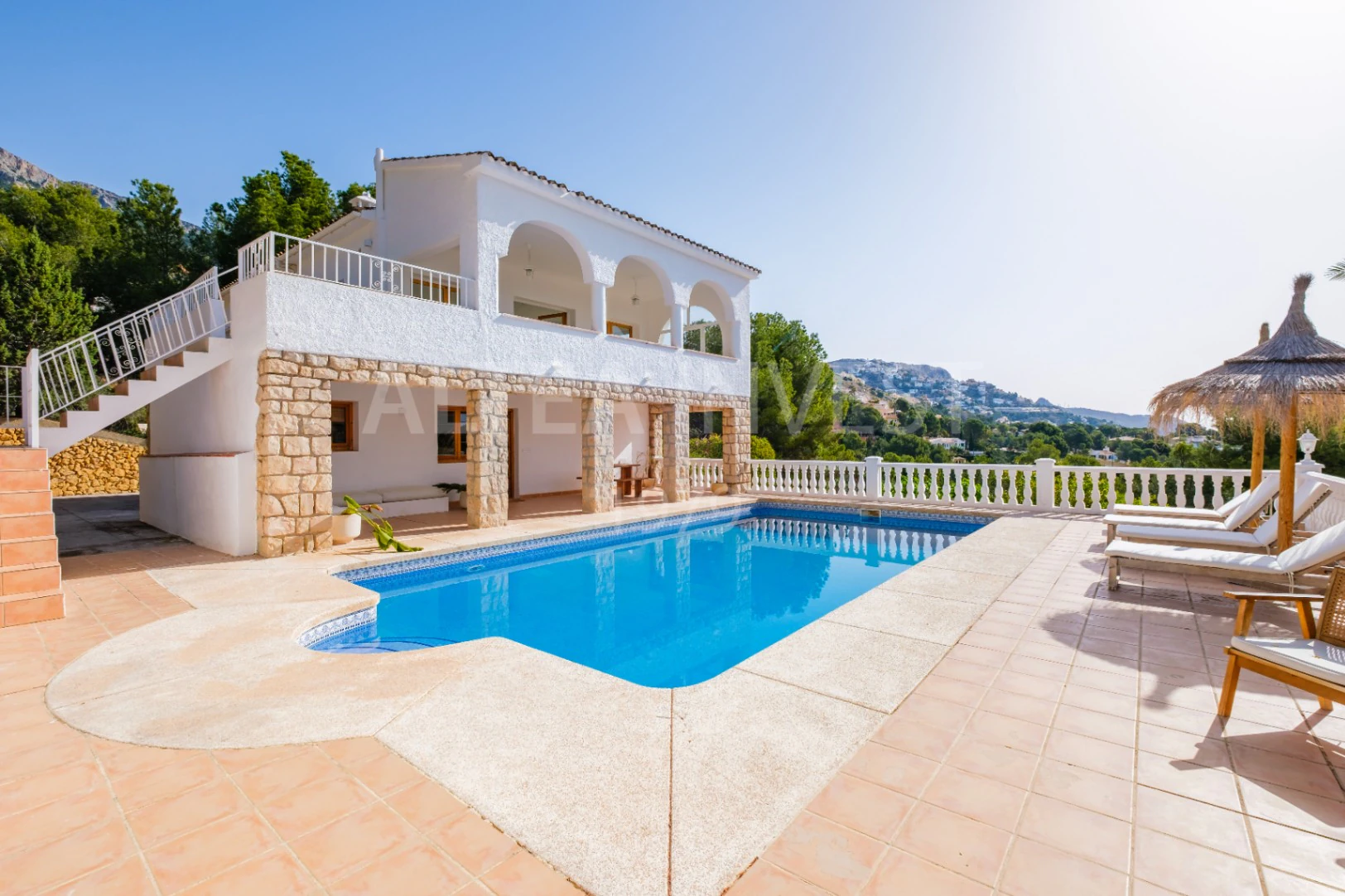 Mediterranean retreat with an Ibizan feel and panoramic views in Altea