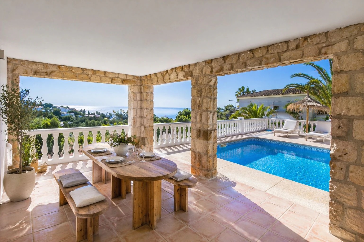 Mediterranean retreat with an Ibizan feel and panoramic views in Altea