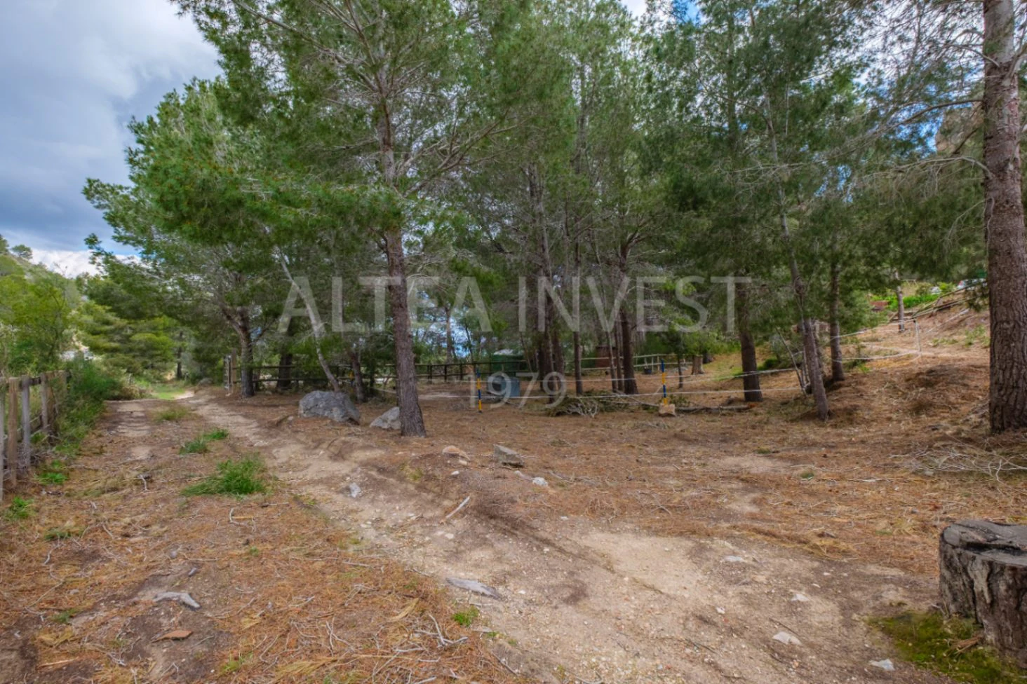 1536 - Charming country house with an active business in a natural setting between Finestrat and La Nucía