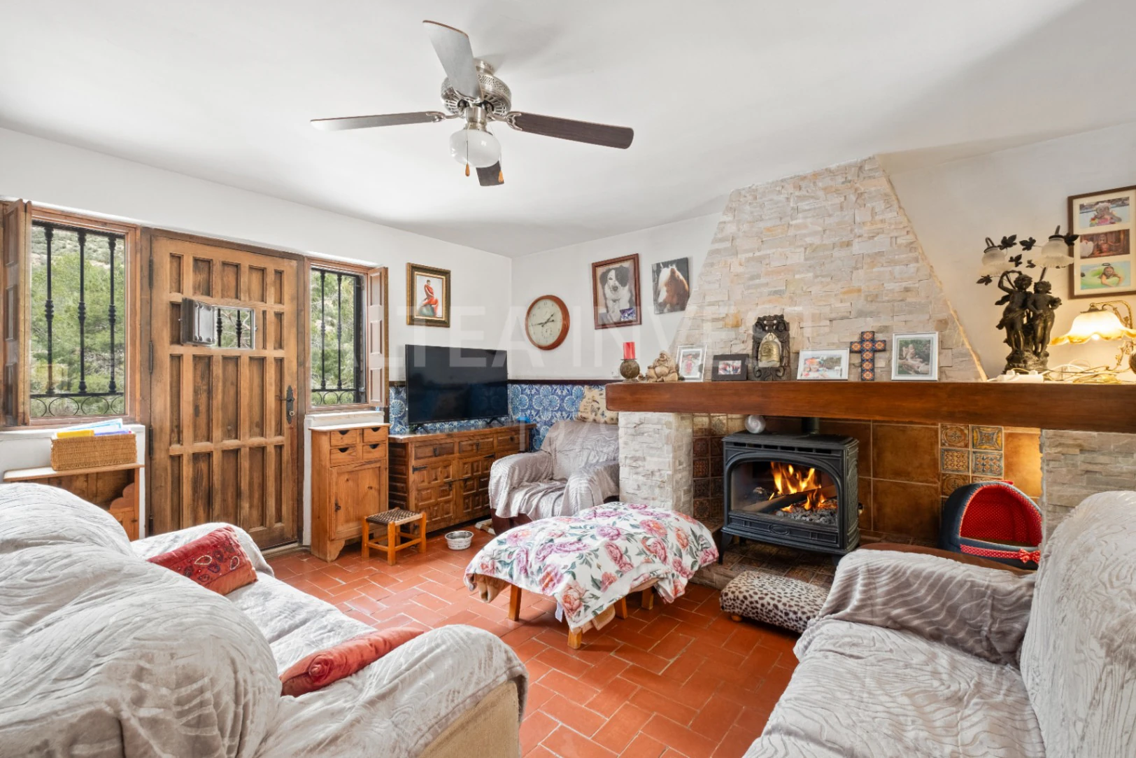 1536 - Charming country house with an active business in a natural setting between Finestrat and La Nucía