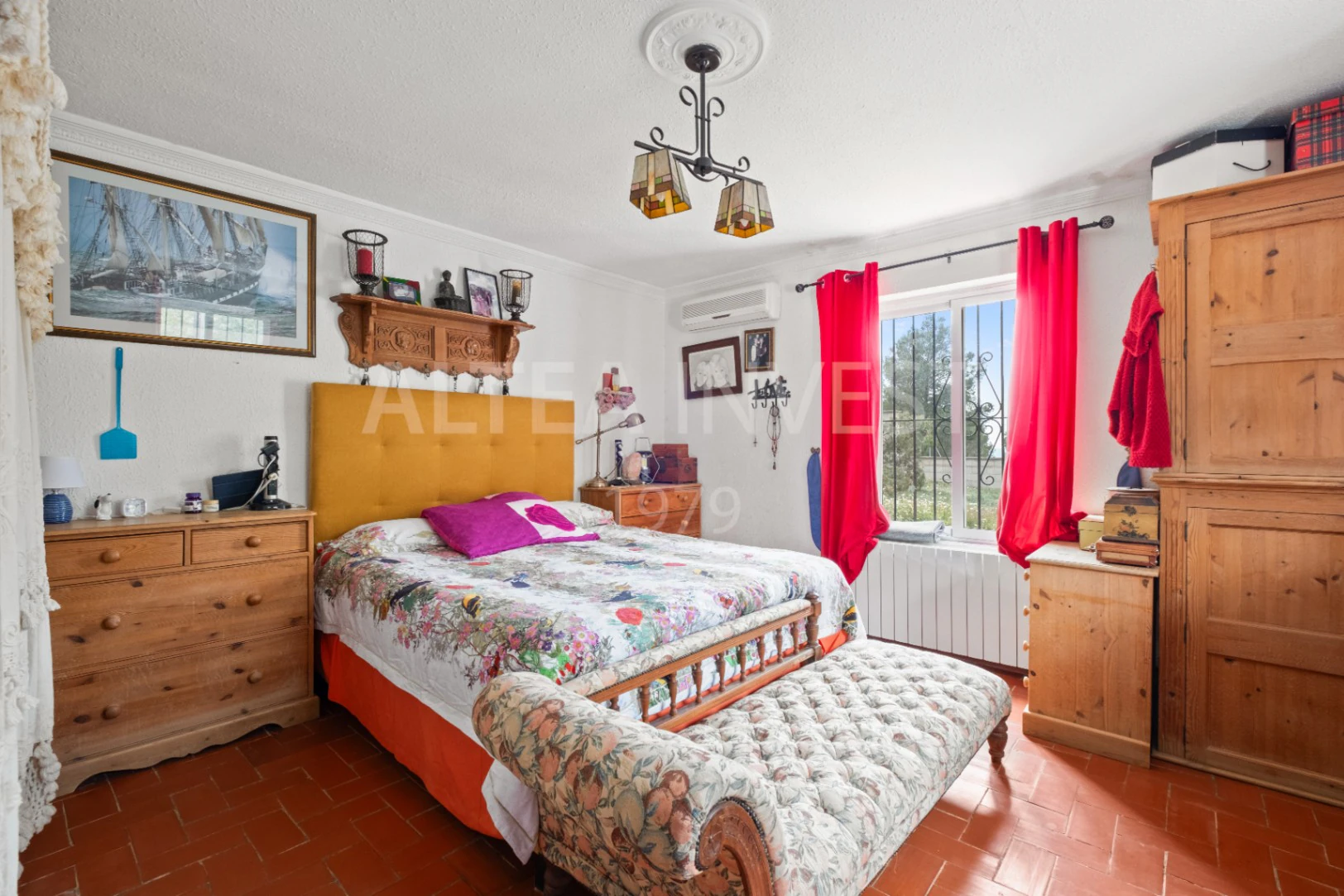 1536 - Charming country house with an active business in a natural setting between Finestrat and La Nucía