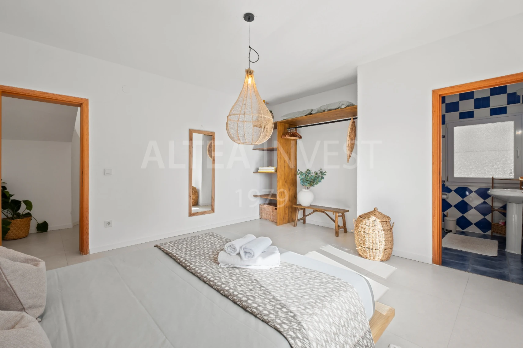 Mediterranean retreat with an Ibizan feel and panoramic views in Altea