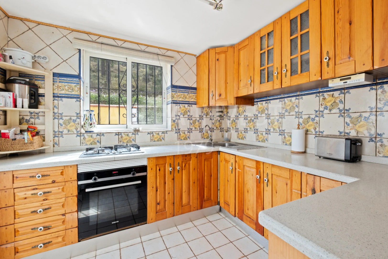 1536 - Charming country house with an active business in a natural setting between Finestrat and La Nucía
