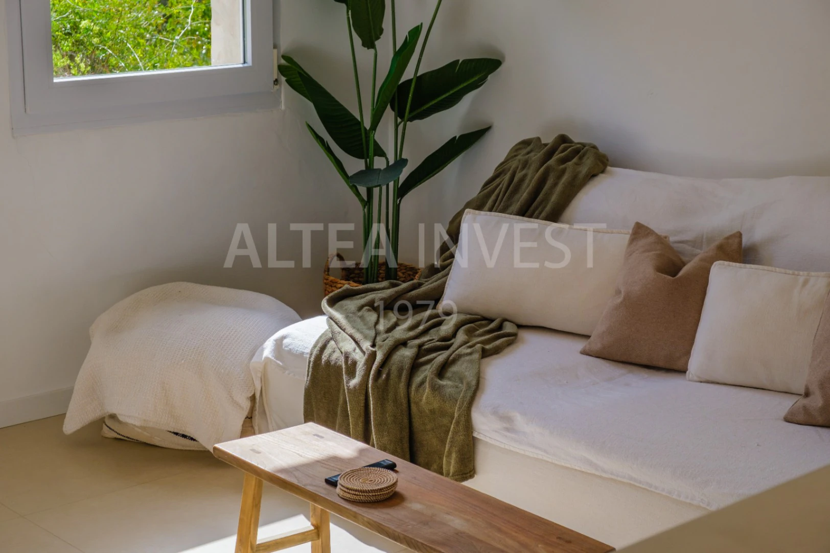 Mediterranean retreat with an Ibizan feel and panoramic views in Altea