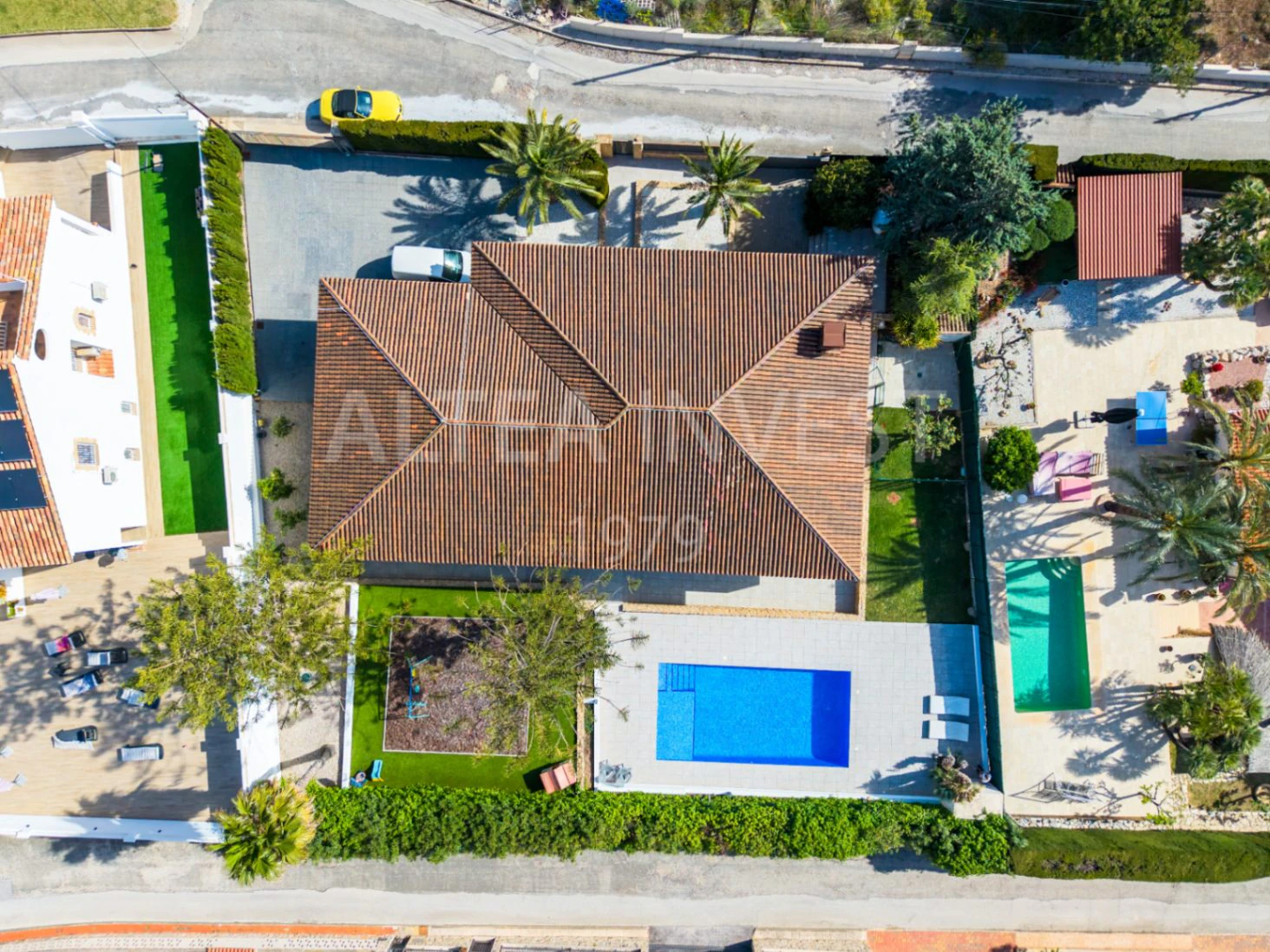 Renovated Contemporary Villa with Separate Apartment in a Prime Location on the Costa Blanca