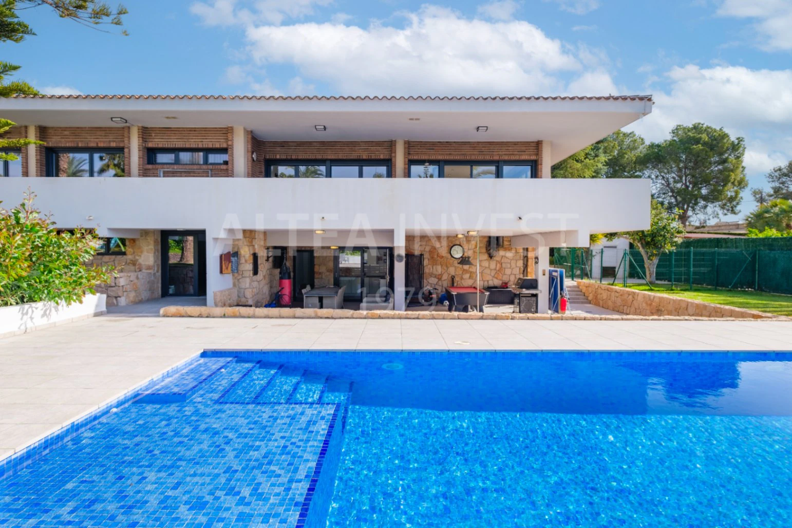 Renovated Contemporary Villa with Separate Apartment in a Prime Location on the Costa Blanca - 5