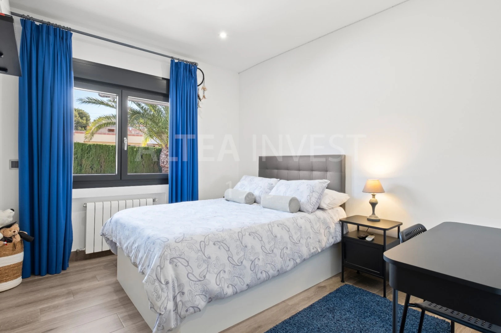 Renovated Contemporary Villa with Separate Apartment in a Prime Location on the Costa Blanca
