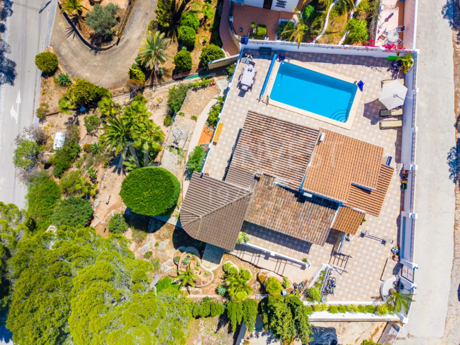 Panoramic Villa with Iconic Views of Altea Bay in a Privileged Natural Setting