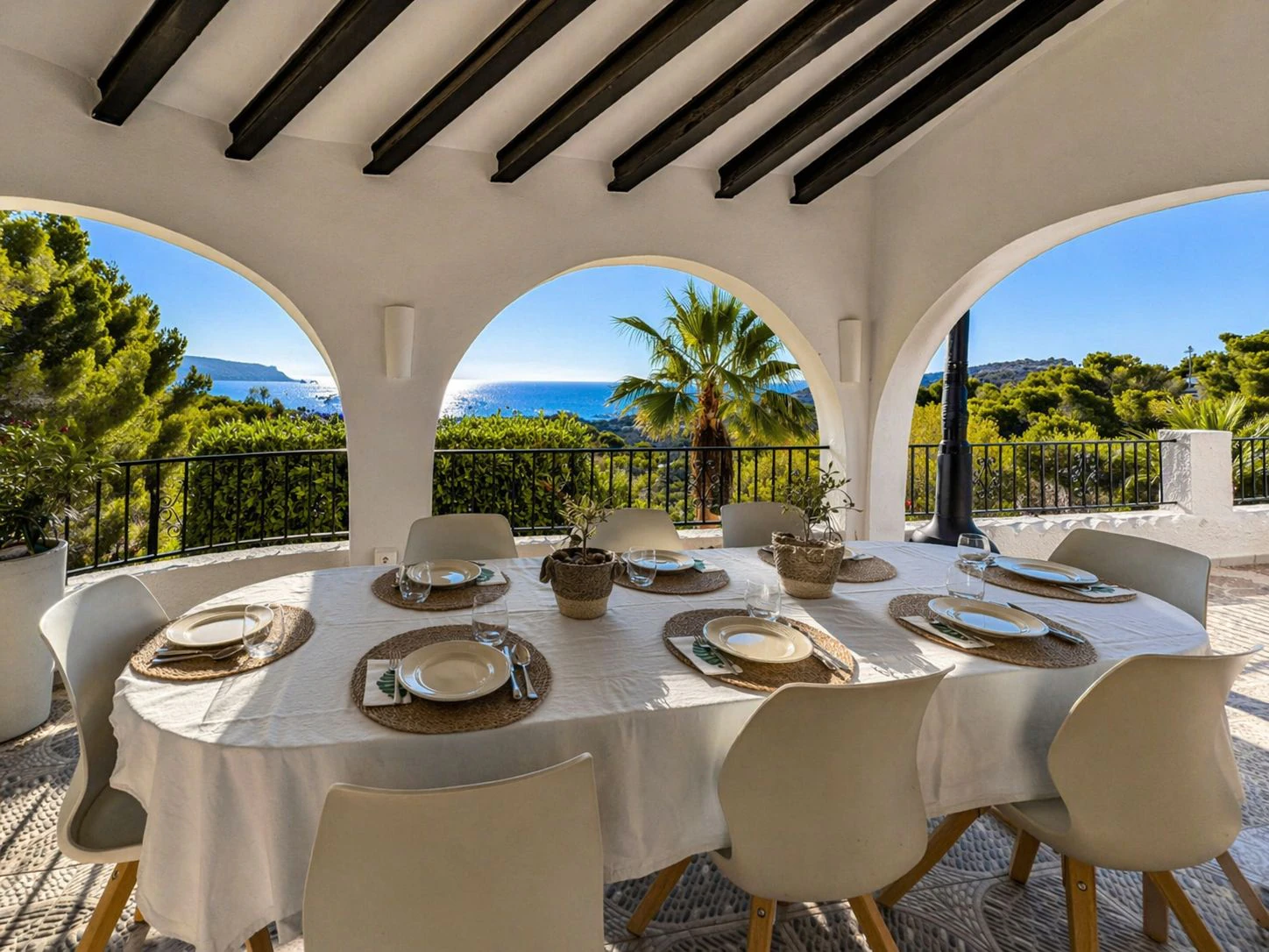 Panoramic Villa with Iconic Views of Altea Bay in a Privileged Natural Setting
