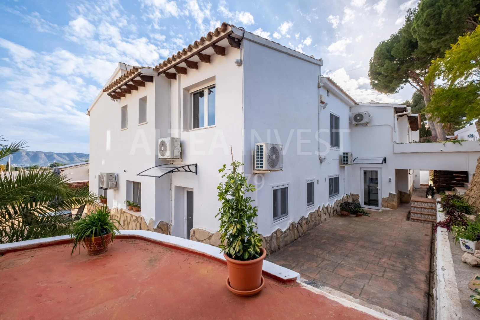 1523 - Villa méditerranéenne entièrement rénovée avec vue sur la baie d'Altea et la Sierra Helada