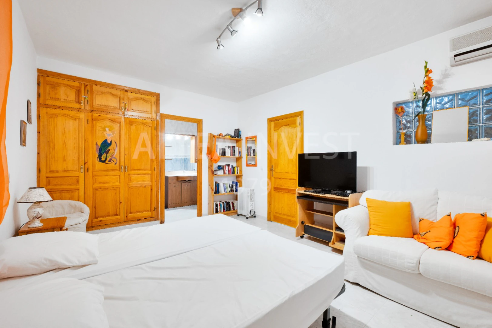 Mediterranean style detached chalet in the Sierra de Altea