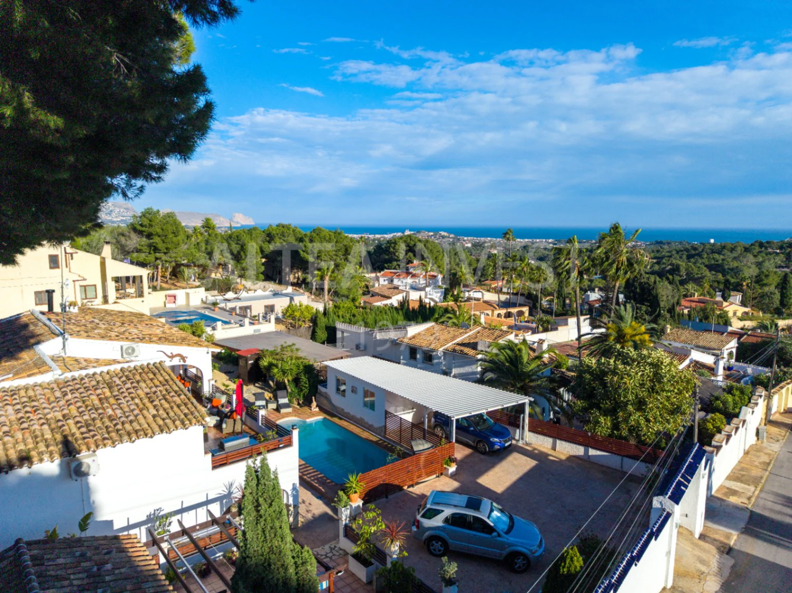 1523 - Villa méditerranéenne entièrement rénovée avec vue sur la baie d'Altea et la Sierra Helada