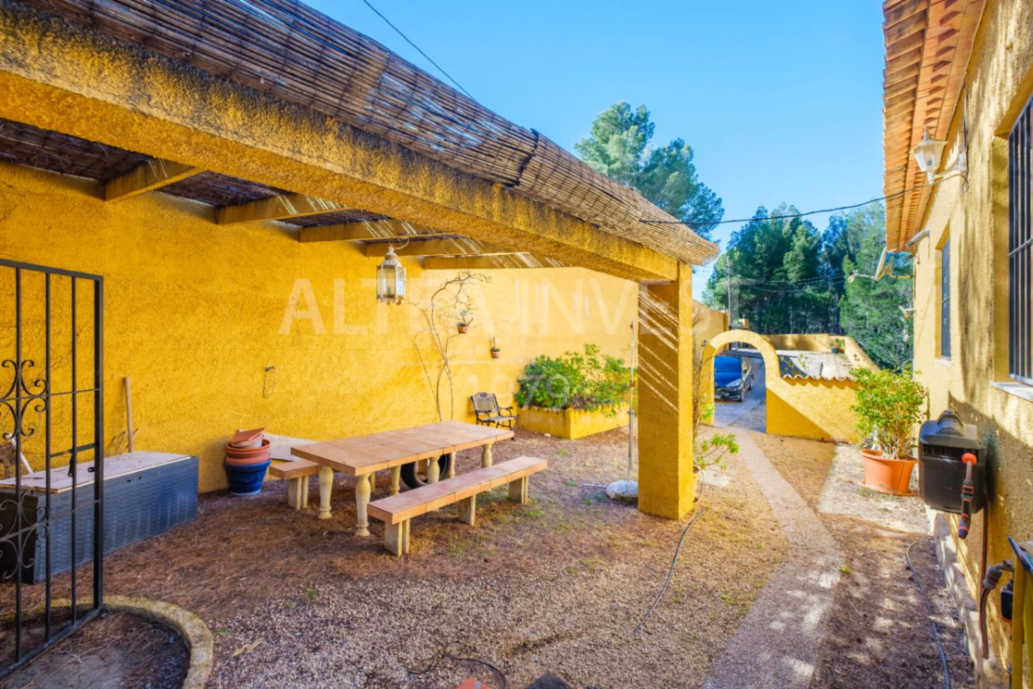Mediterranean style detached chalet in the Sierra de Altea