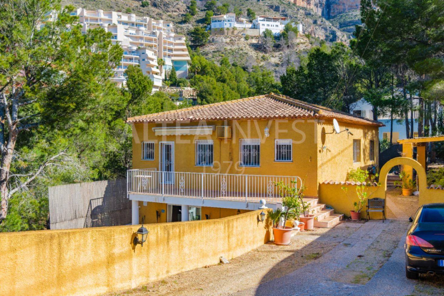 Mediterranean style detached chalet in the Sierra de Altea