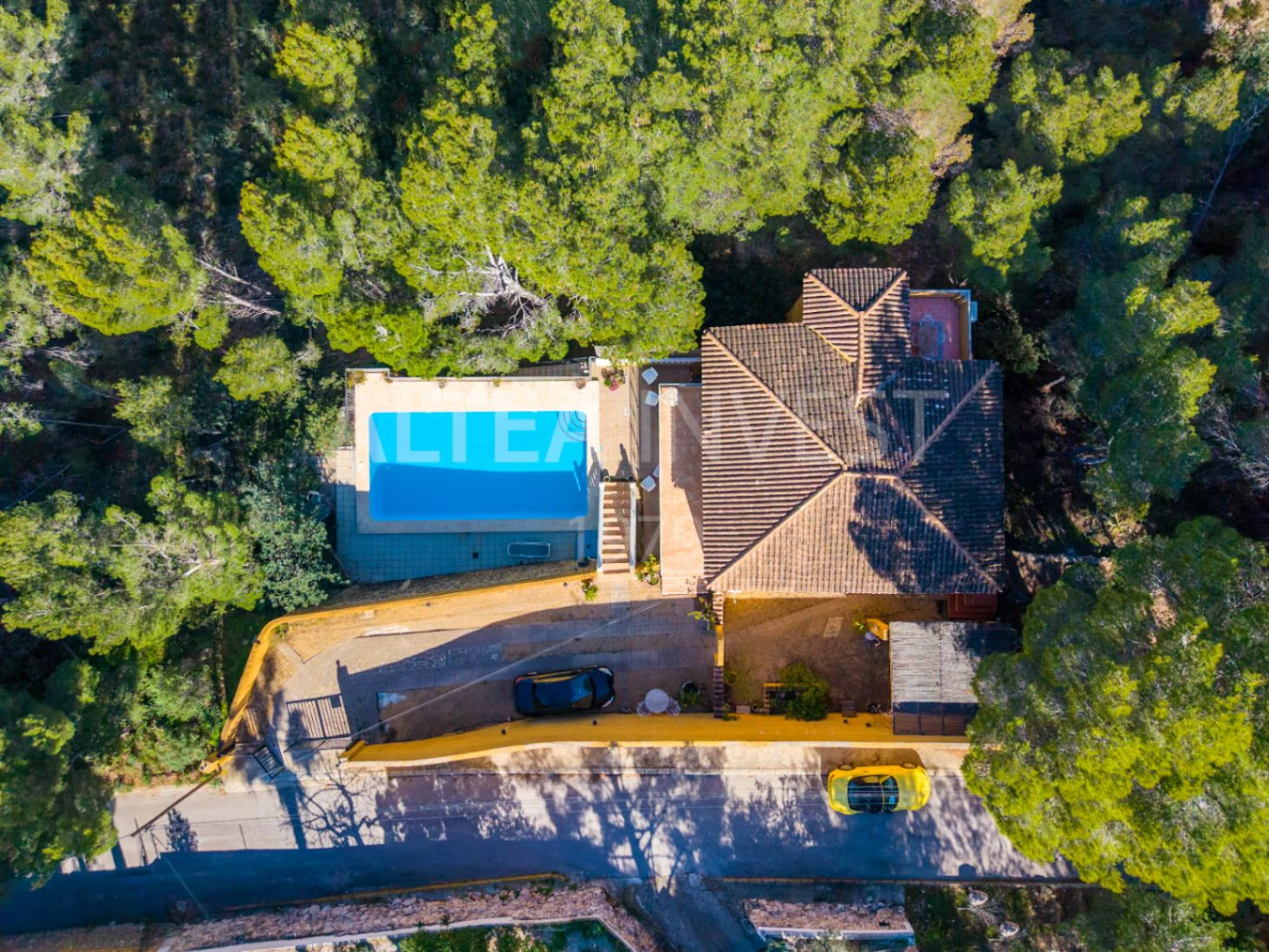 Mediterranean style detached chalet in the Sierra de Altea