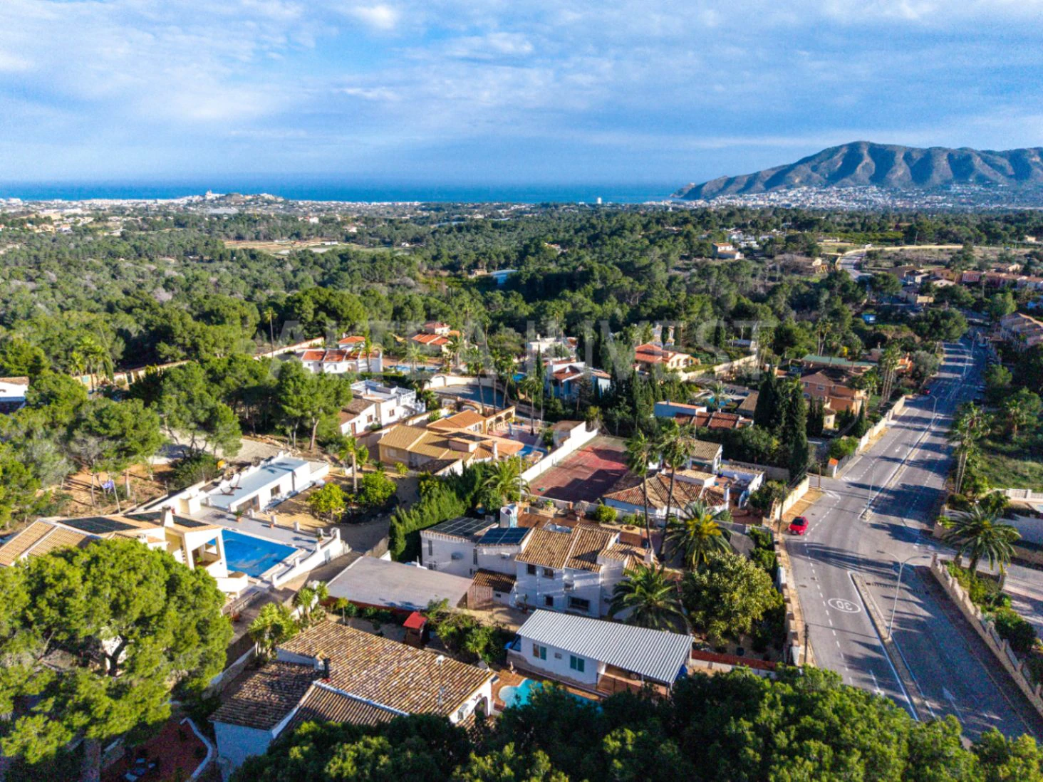 1523 - Villa méditerranéenne entièrement rénovée avec vue sur la baie d'Altea et la Sierra Helada