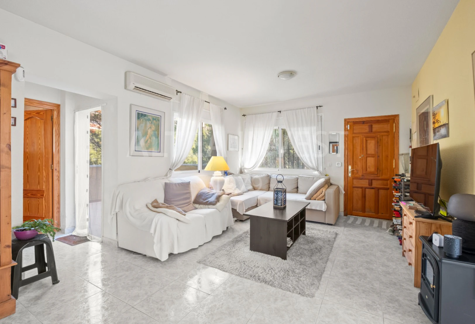 Mediterranean style detached chalet in the Sierra de Altea