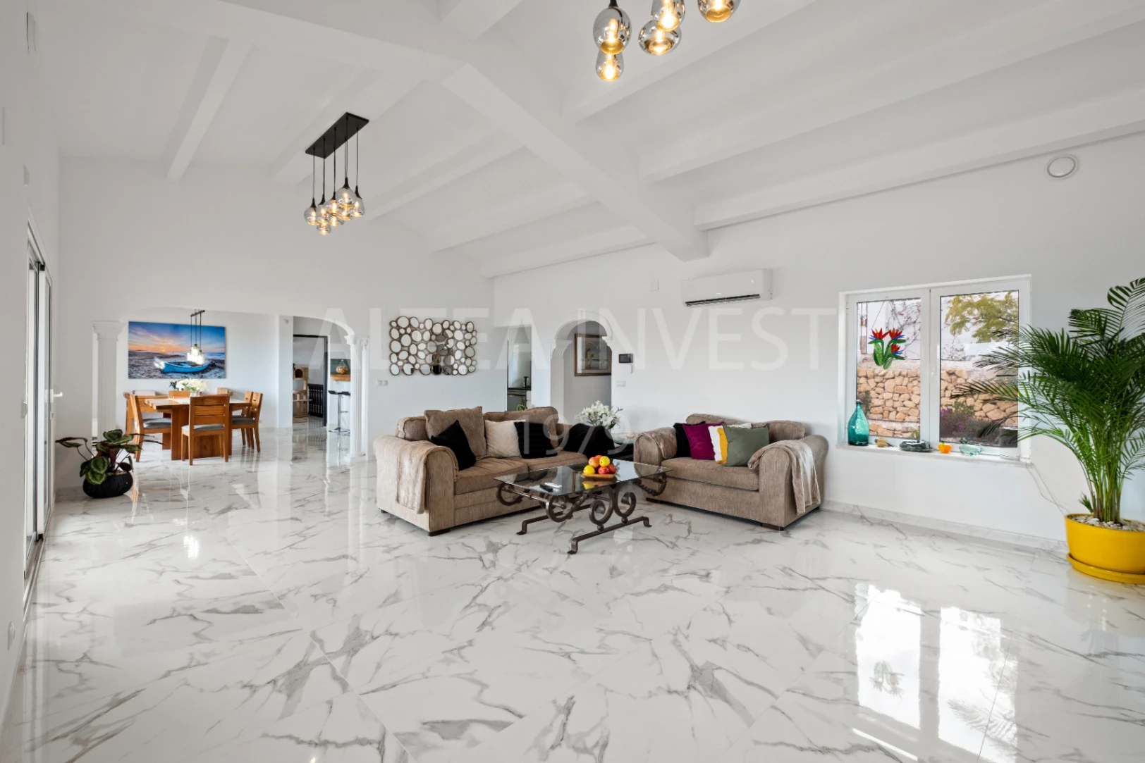 1523 - Villa méditerranéenne entièrement rénovée avec vue sur la baie d'Altea et la Sierra Helada