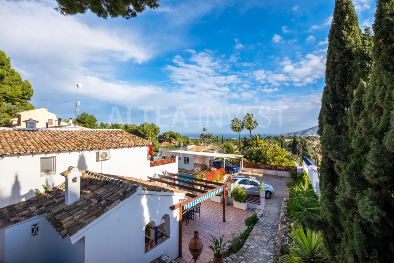 1523 - Villa méditerranéenne entièrement rénovée avec vue sur la baie d'Altea et la Sierra Helada