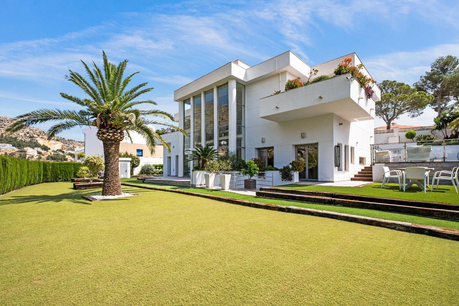 1395 - Exclusive villa with colonial charm and mountain views in Sierra Altea