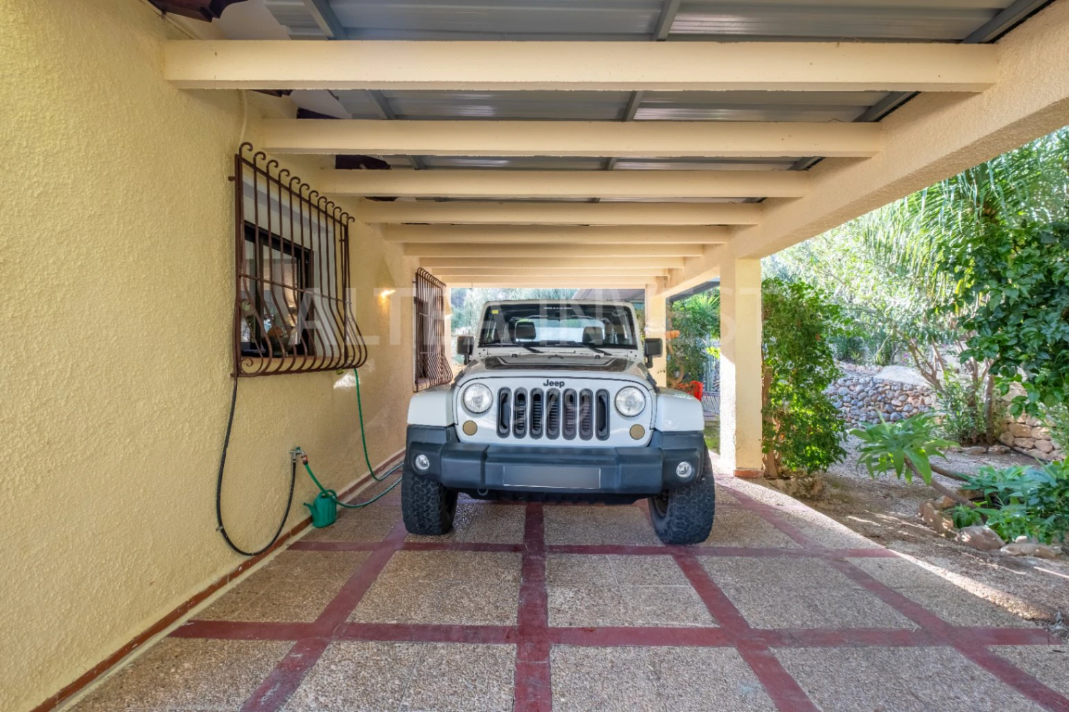 1521 - Magnificent villa with swimming pool just a few minutes from the centre of Altea La Vella